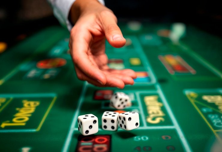 Kartu informasi bonus untuk pengguna Indonesia